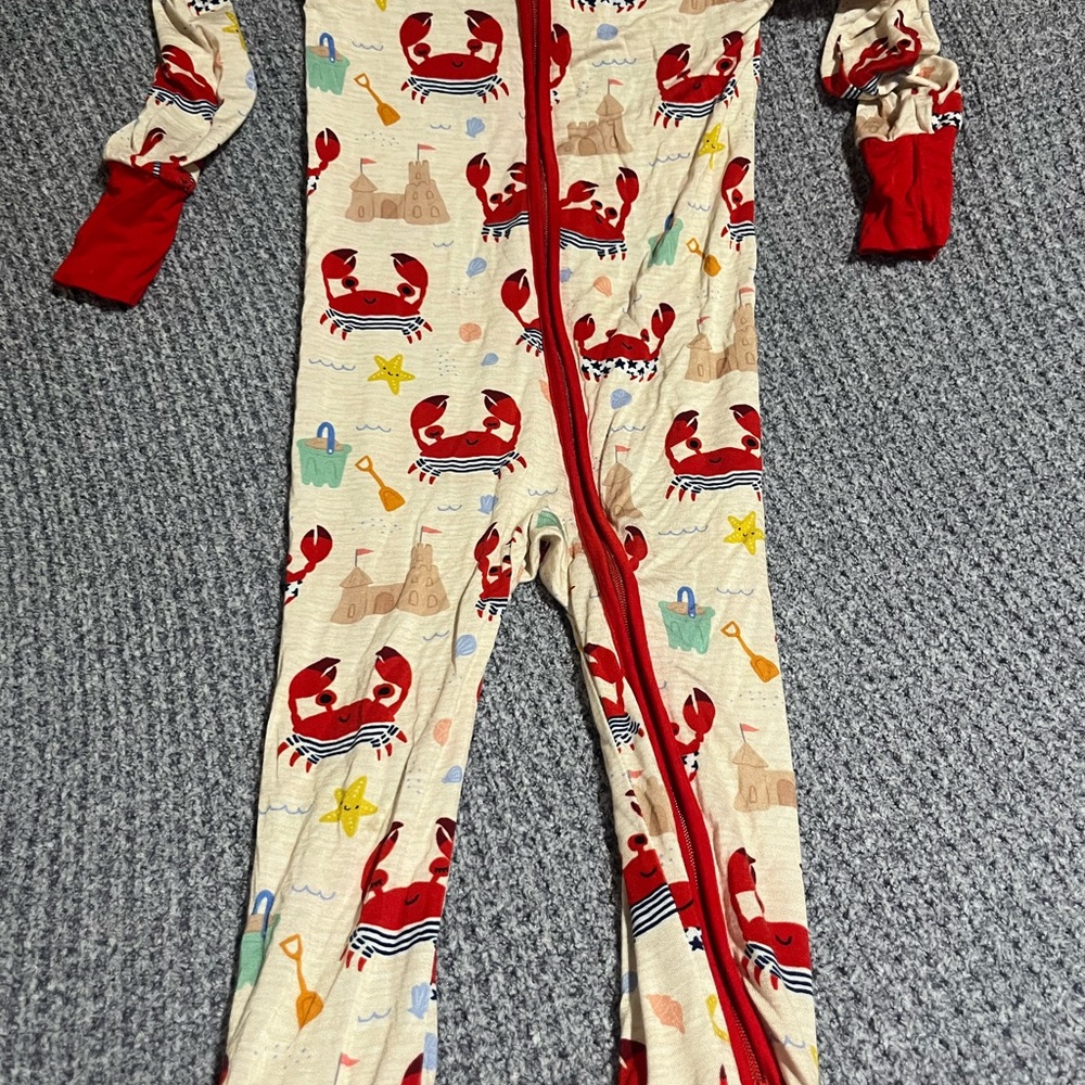 Little Sleepies 18-24 Zippy Crabs